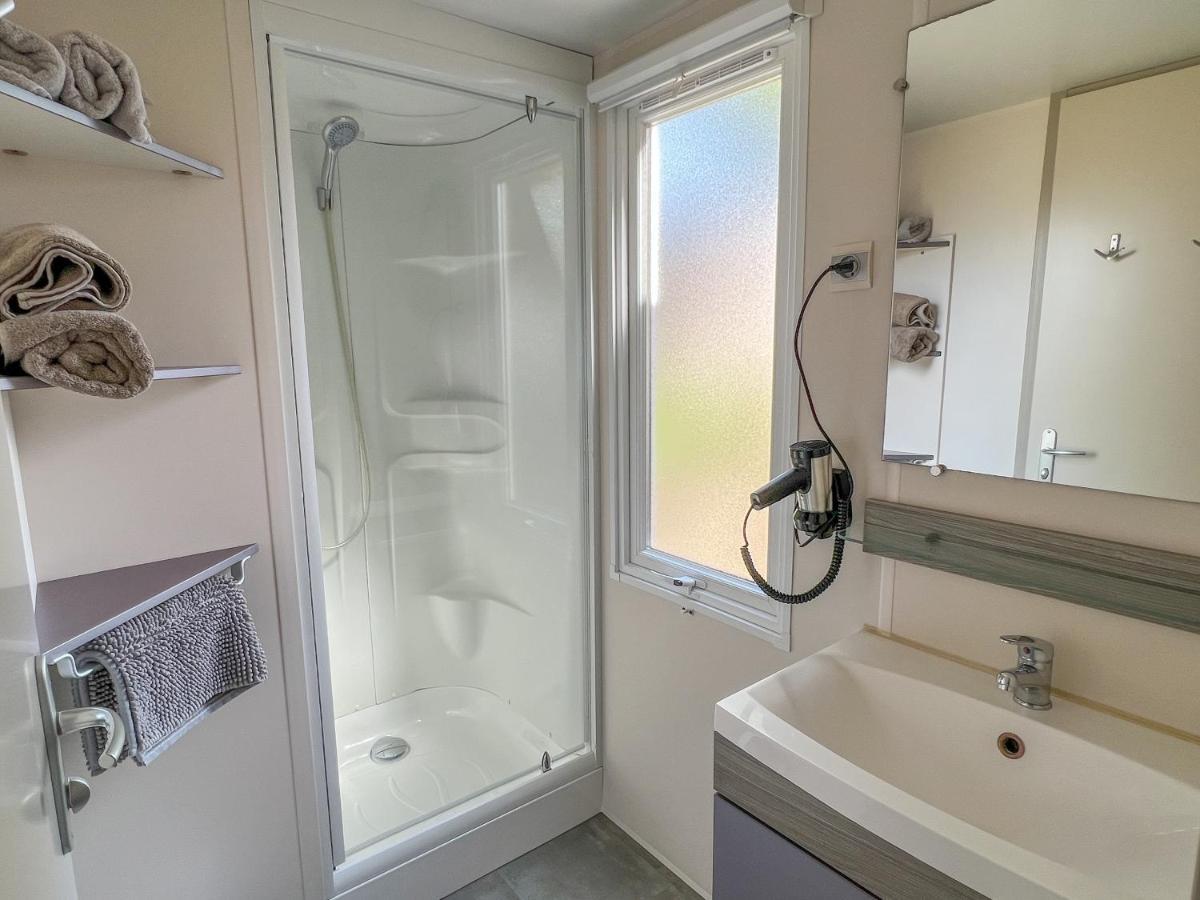 Sas Robrecht Hotel Сен Тропе Екстериор снимка